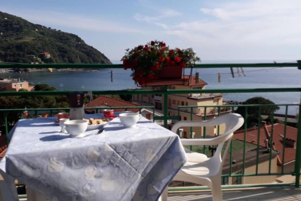 Splendido Appartamento Vista Mare Levanto Eksteriør billede